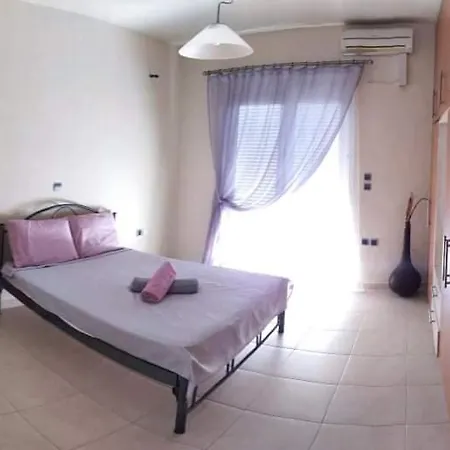 Katerina * Ialysos (Rhodes)